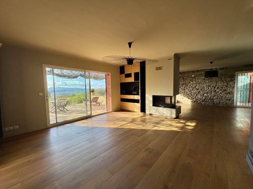 Luxury home in Toulon, Var