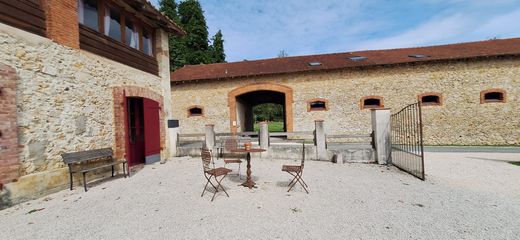 Πολυτελή κατοικία σε Boulogne-sur-Gesse, Upper Garonne