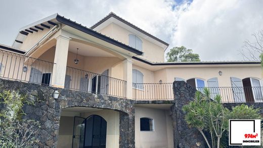 Luxury home in Le Tampon, Réunion