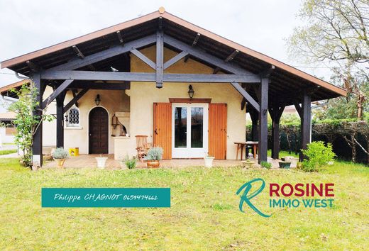 Luxury home in Gujan-Mestras, Gironde
