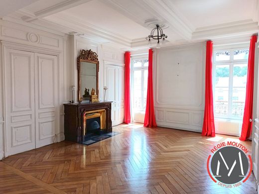Apartment in Lyon, Rhône
