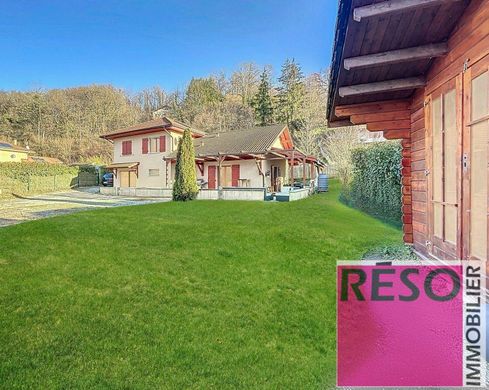 Casa di lusso a Juvigny, Alta Savoia