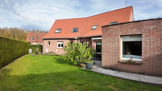 Casa di lusso a Lys-lez-Lannoy, North