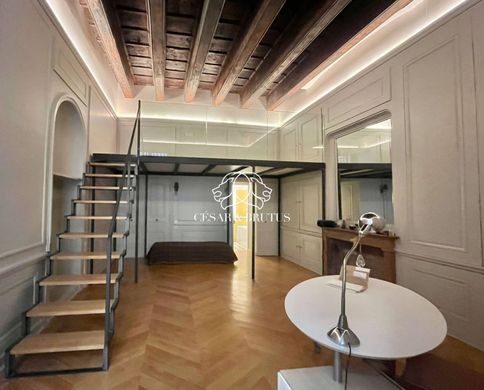 Apartment in Lyon, Rhône