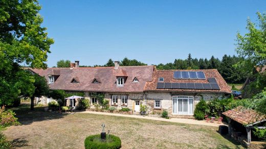 豪宅  Saint-Saud-Lacoussière, Dordogne