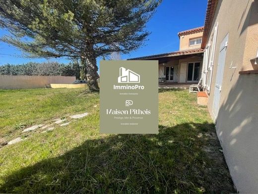 Luxe woning in Bouc-Bel-Air, Bouches-du-Rhône