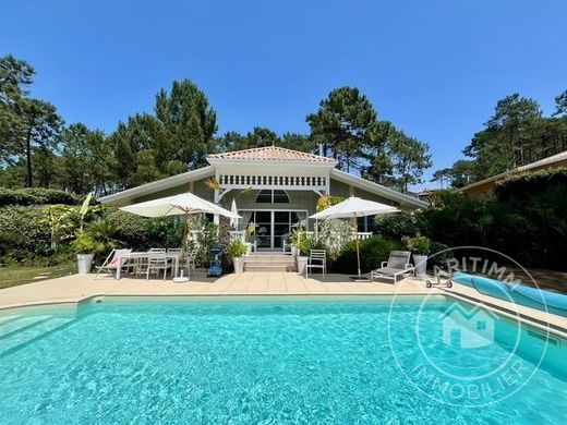 Luxus-Haus in Lacanau, Gironde