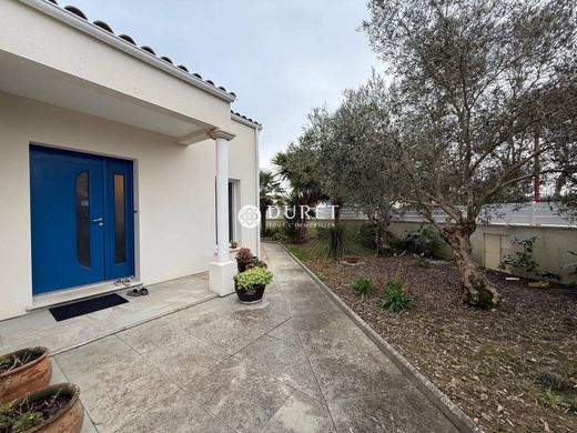 Maison de luxe à Le Fenouiller, Vendée