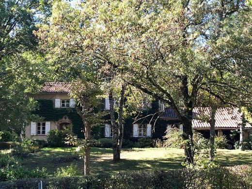 호화 저택 / Vigoulet, Upper Garonne