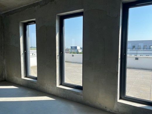 Bureau à Saint-Contest, Calvados