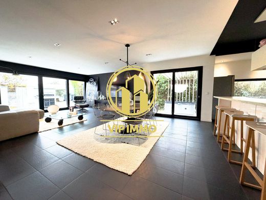 豪宅  Marquette-lez-Lille, North