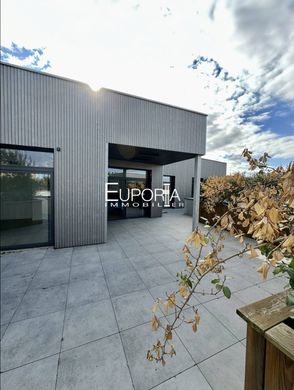 ﺷﻘﺔ ﻓﻲ Tassin-la-Demi-Lune, Rhône