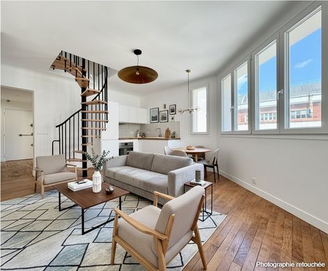 Appartement à Montmartre, Abbesses, Grandes-Carrières, Paris
