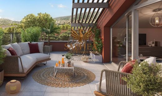 Apartment in Bormes-les-Mimosas, Var