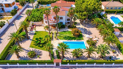 Luxury home in l'Ametlla de Mar, Province of Tarragona