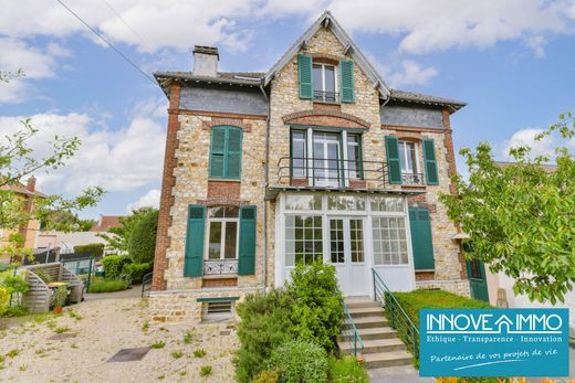 Luxe woning in Ermont, Val d'Oise