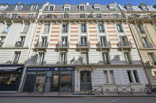 Appartamento a Levallois-Perret, Hauts-de-Seine