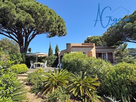 Apartment / Etagenwohnung in La Croix-Valmer, Var