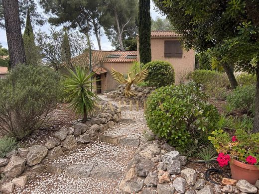 Casa di lusso a Sanary-sur-Mer, Var