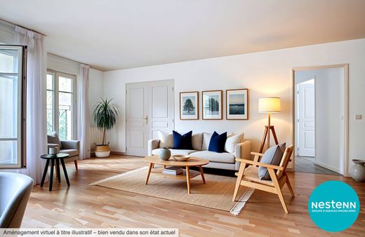 Apartment in Rueil-Malmaison, Hauts-de-Seine