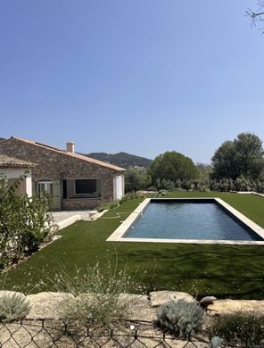 Luxury home in Le Plan-de-la-Tour, Var