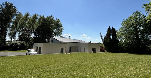 豪宅  Louvigné-du-Désert, Ille-et-Vilaine