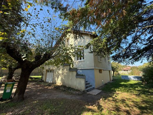 Πολυτελή κατοικία σε Claix, Isère