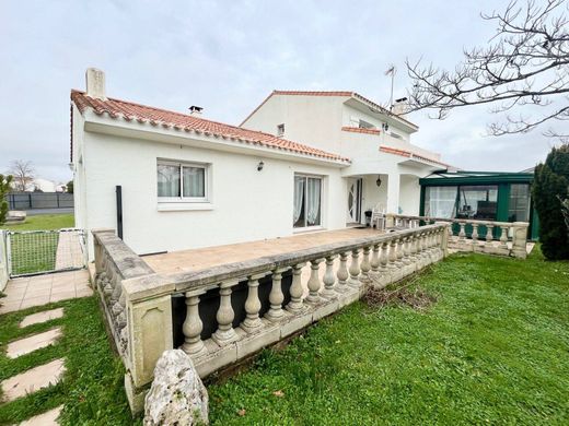 Luxury home in Saint-Jean-de-Monts, Vendée