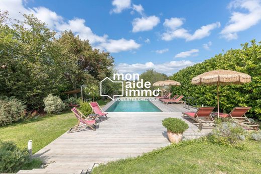 Luxe woning in Carignan-de-Bordeaux, Gironde