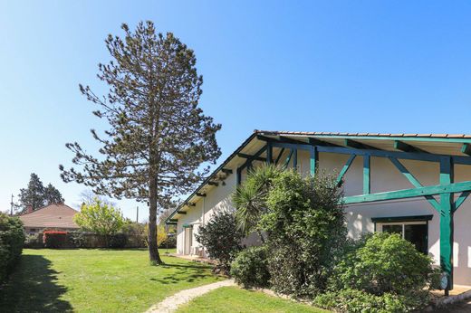 Luxury home in Lège-Cap-Ferret, Gironde