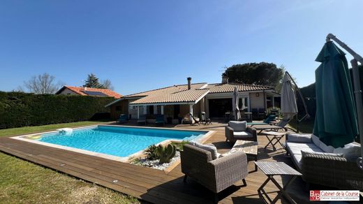 Luxury home in La Brède, Gironde