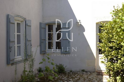 Luxus-Haus in Sainte-Marie-de-Ré, Charente-Maritime