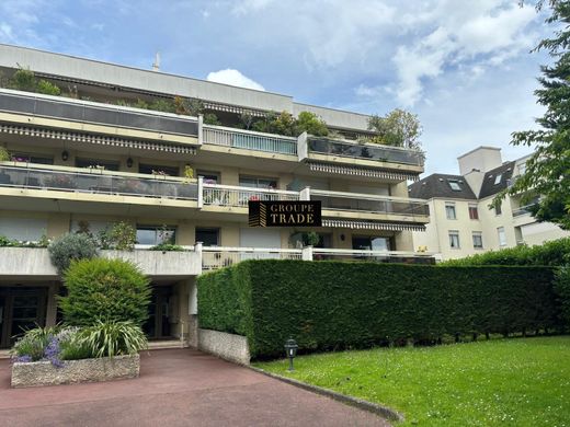 Apartment / Etagenwohnung in Nogent-sur-Marne, Val-de-Marne