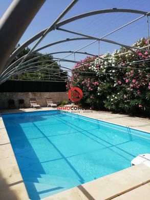 Luxury home in Saint-Geniès-de-Comolas, Gard