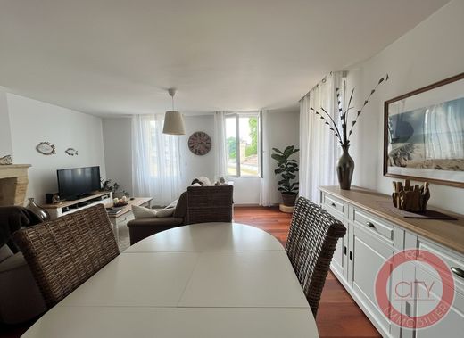 Kamienica w Bordeaux, Gironde