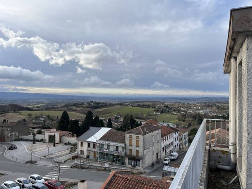 Residential complexes in Puylaurens, Tarn
