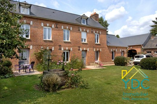 Luxe woning in Yvetot, Seine-Maritime