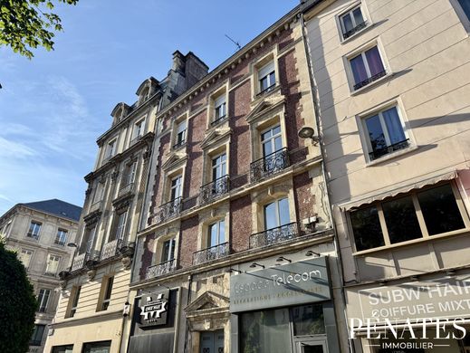 Ufficio a Rouen, Senna marittima
