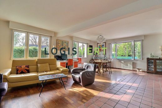 ‏בתי יוקרה ב  Bièvres, Essonne