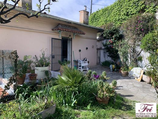 Apartment in Menton, Alpes-Maritimes