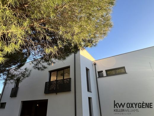 Casa di lusso a Perpignano, Pirenei Orientali