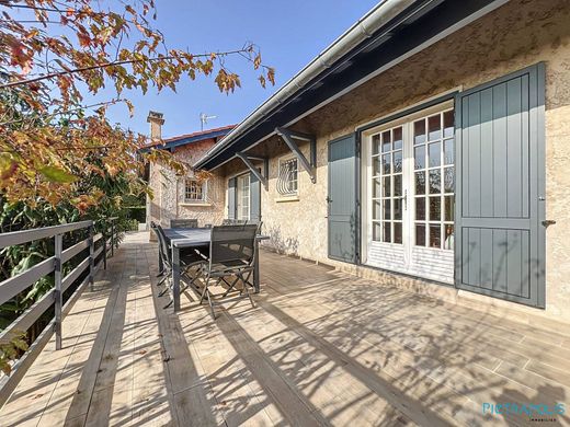 Maison de luxe à Francheville, Rhône