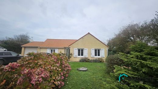 Luxus-Haus in Audinghen, Pas-de-Calais