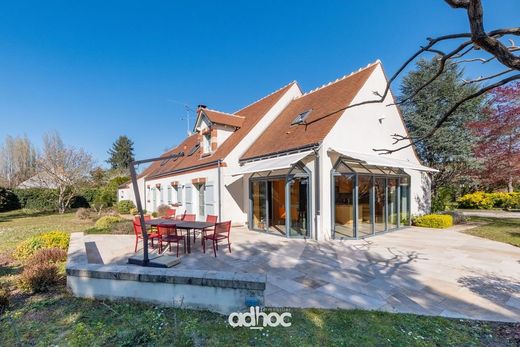Luxury home in Olivet, Loiret