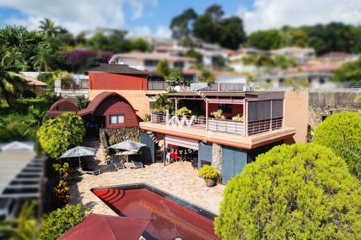 Papeete, Îles du Ventの高級住宅
