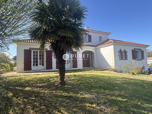 Luxury home in Clisson, Loire-Atlantique