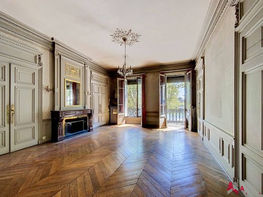 Apartment in Lyon, Rhône