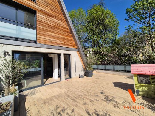 Casa de lujo en Grenoble, Isere