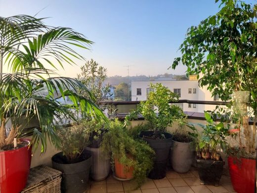 Appartamento a Joinville-le-Pont, Val-de-Marne