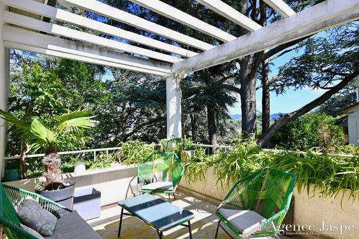 Luxury home in Saint-Étienne, Loire